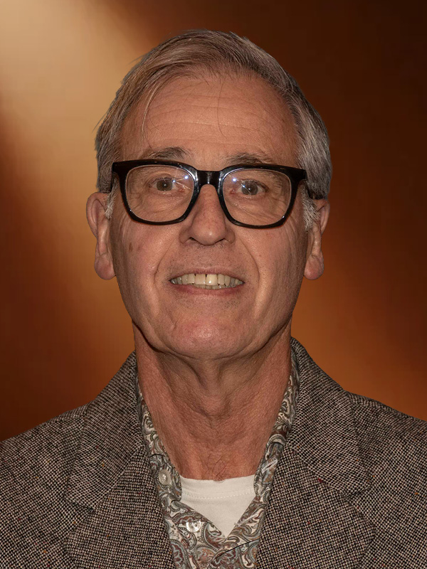   <strong style="color: #382133;">Herman Taal</strong>